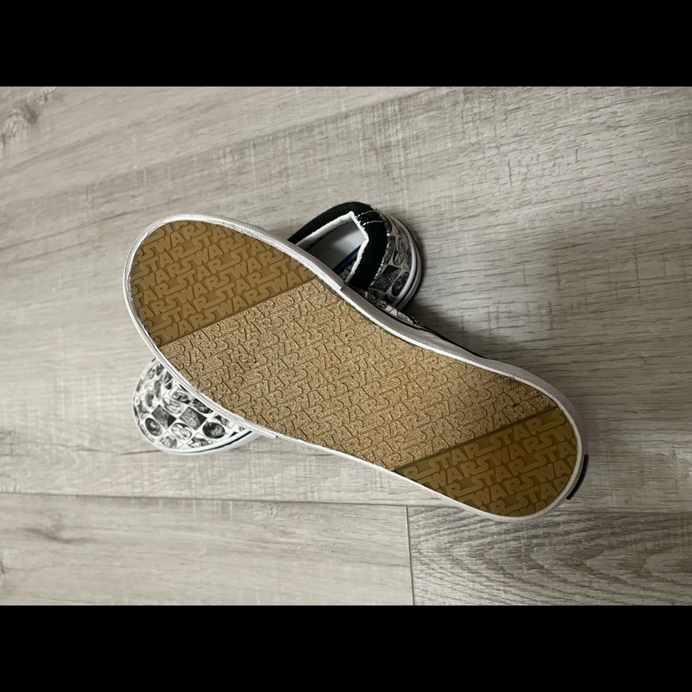 Star Wars by Stride Rite Shoes - Picture 7 of 7